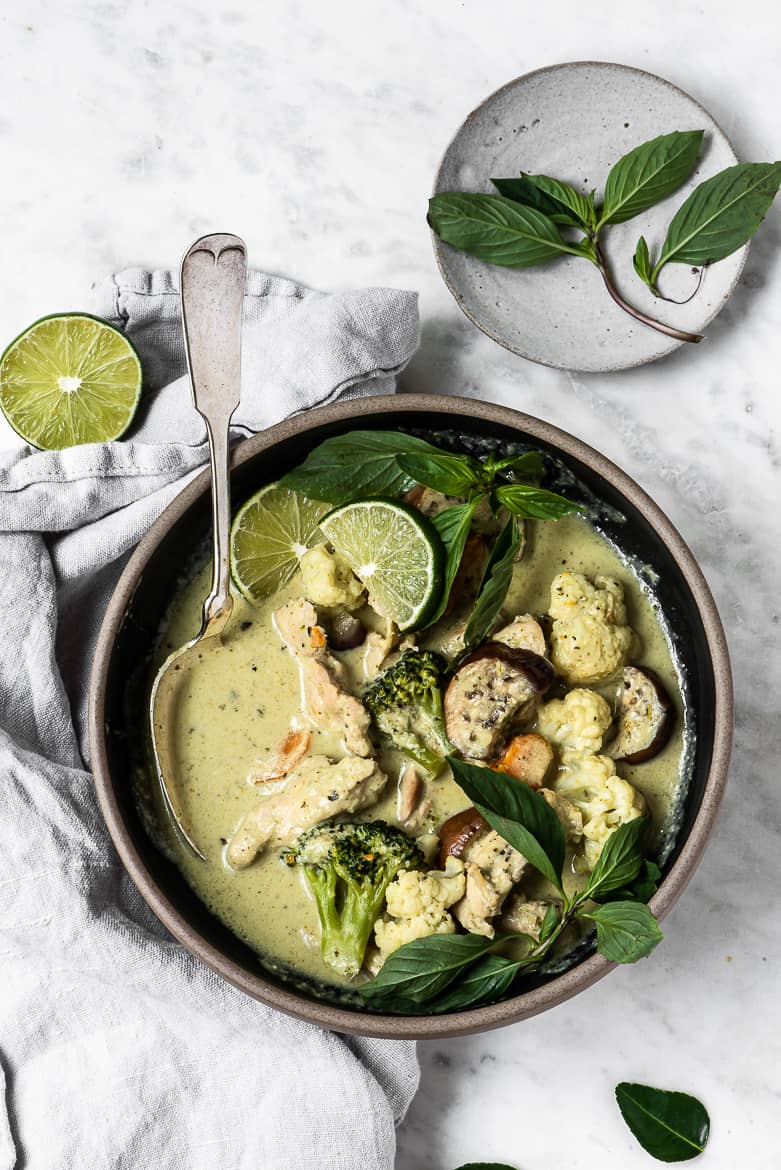 Thai green curry with chicken and vegetables