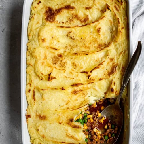 serving turkey shepherd's pie