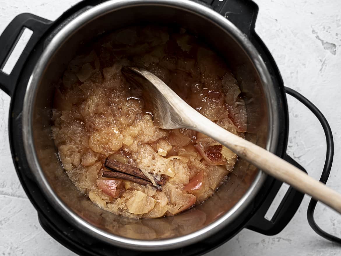 Cooked Apples in Instant Pot