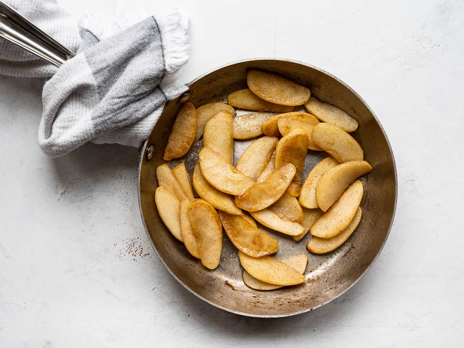 Carameliized apples in skillet