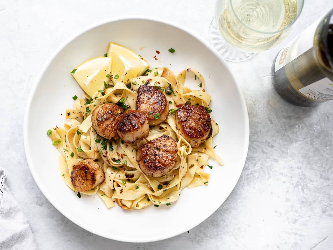 Pan Seared Scallops with Lemon Pasta