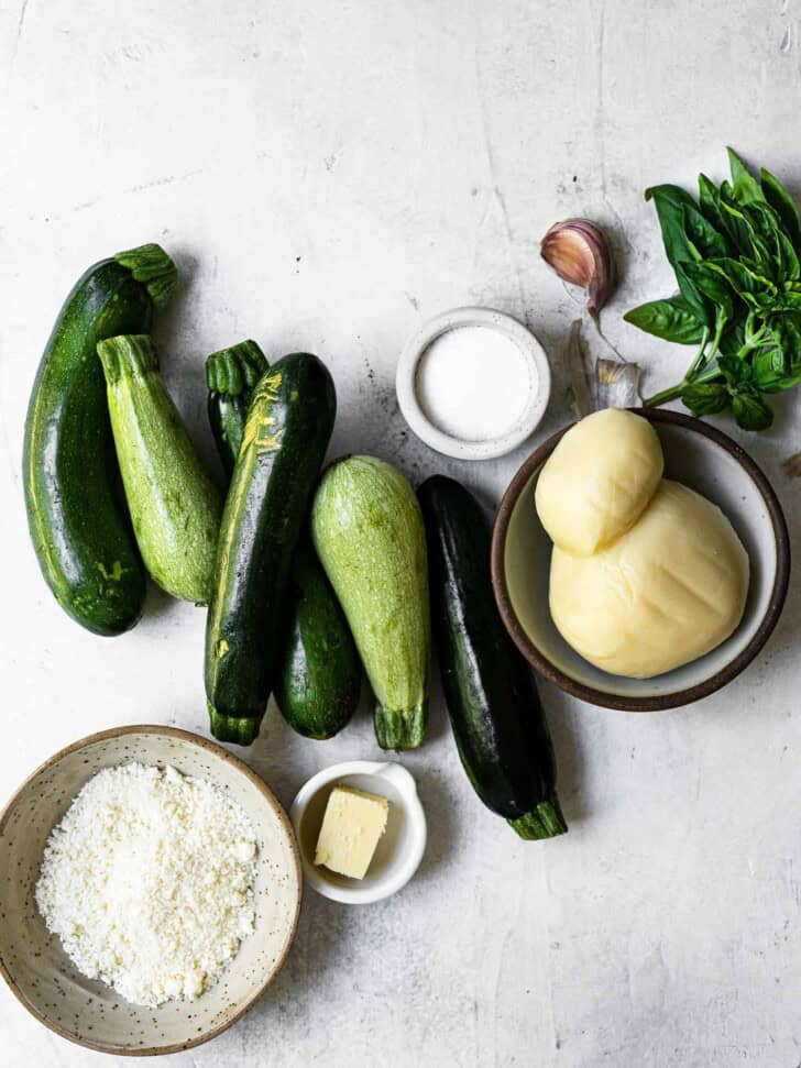 Ingredients for pasta with zucchini