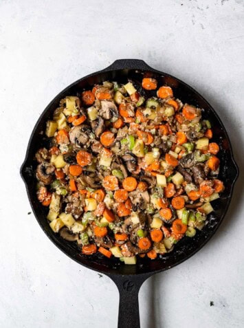 Flour mixed with vegetables