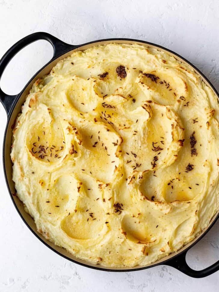 Baked Indian-spiced shepherd's pie in skillet