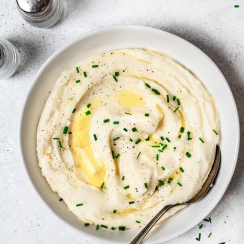 Instant Pot Mashed Potatoes in bowl garnished with chives