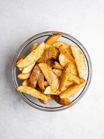 seasoning wedges in bowl