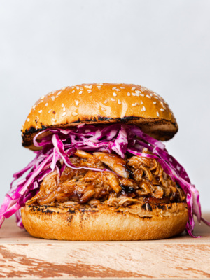 Pulled BBq chicken in a bun with coleslaw