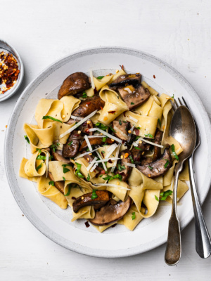 Pappardelle with mushroom sauce