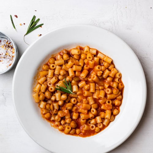 Pasta e ceci - chickpeas and pasta stew served in bowl