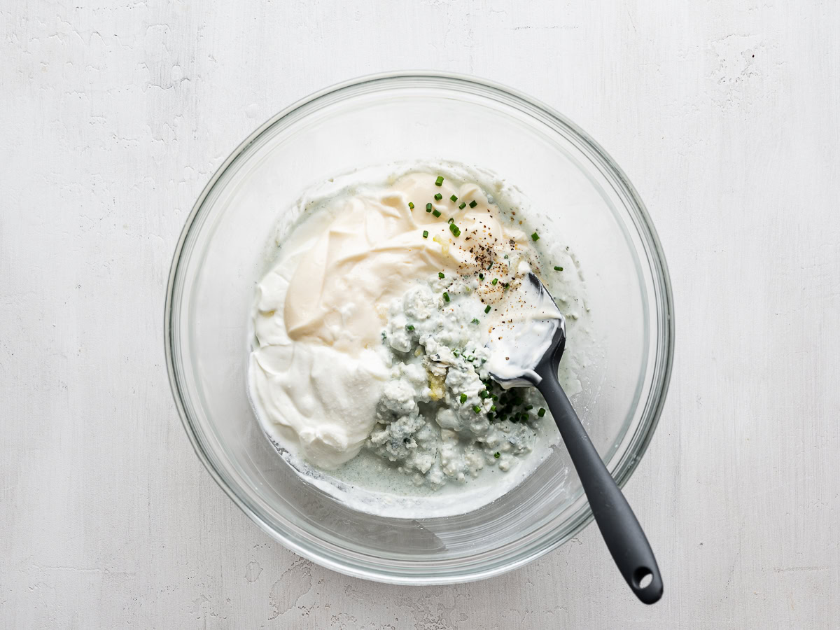 the rest of the ingredients added to blue cheese mixture