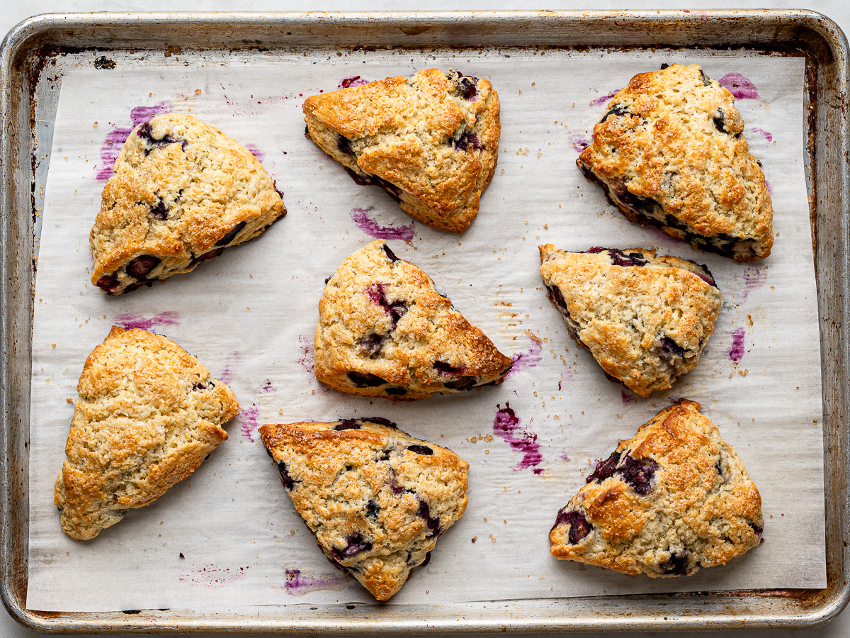 Baked scones on baking sheet.