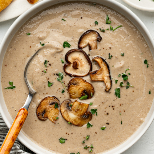 Creamy Mushroom Soup - Sandra Valvassori